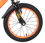 Vorderreifen eines Fahrrads mit orangefarbenem Felgenrand und schwarzem Reifen