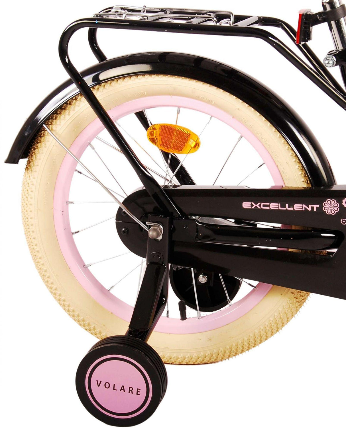Schwarzes Fahrrad mit pinken Reifen und Rücklicht am Gepäckträger