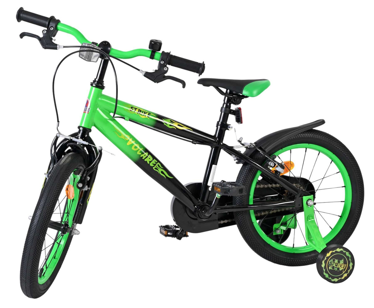 Schwarzes und grünes Kinderfahrrad mit stabilen Reifen und Rücktrittbremse
