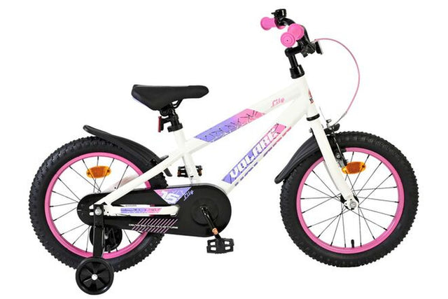 Weißes Kinderfahrrad mit pinken Akzenten und Stützrädern