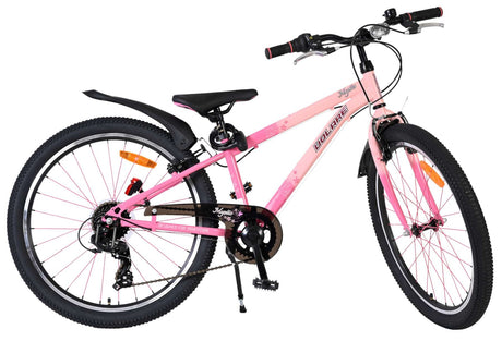 Rosa Mountainbike mit schwarzem Sattel und Reifen, 21-Gang-Schaltung