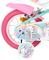 Buntes Kinderfahrrad mit Einhorn-Motiv und pinken Reifen