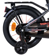 Schwarzes Fahrrad mit stabiler Hinterradaufhängung und Stützrad