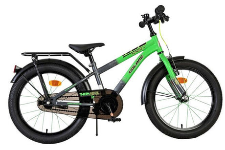 Kinderfahrrad in Grün und Schwarz mit stabilen Reifen und Gepäckträger