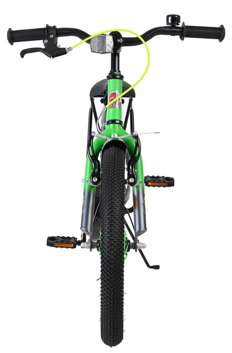 Grünes Kinderfahrrad mit breiten Reifen und sportlichem Lenkerdesign