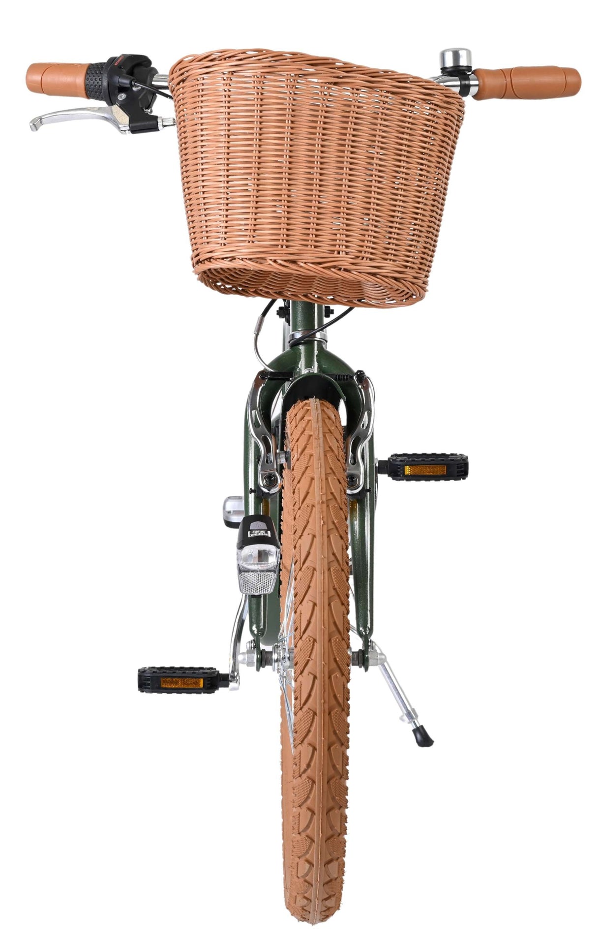 Fahrrad mit Korb aus Rattan und braunen Reifen, von oben betrachtet