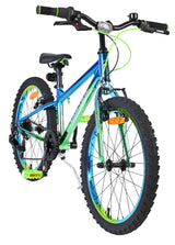 Buntes Kinderfahrrad mit dicken Reifen und sportlichem Design