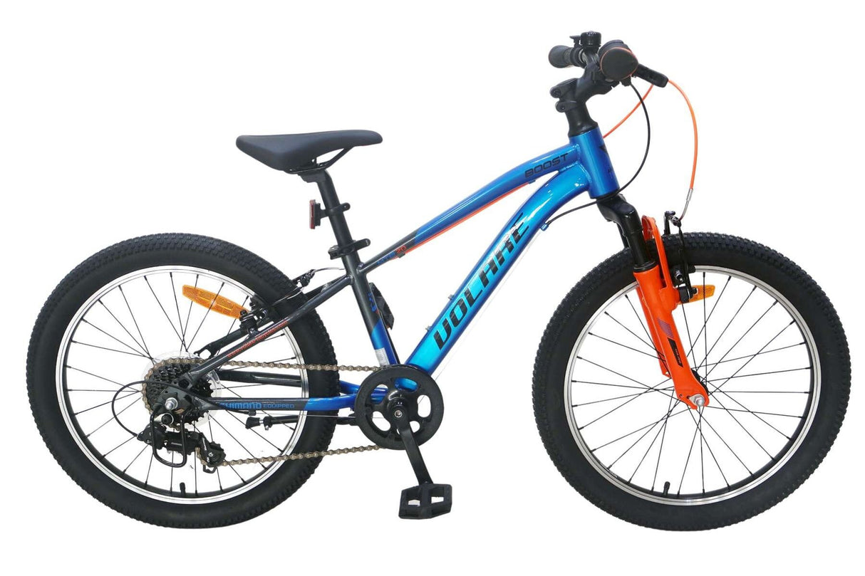 Blaues Kinderfahrrad mit orangefarbenen Akzenten und 20-Zoll-Rädern