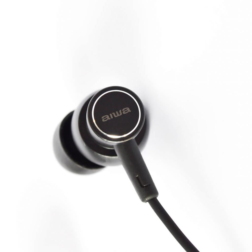 Aiwa ESTM-500BK In-Ear Kopfhörer schwarz kabelgebunden Headset mit 3,5 mm 5mW Klinkenstecker mit Zubehör