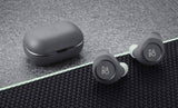 Bang & Olufsen Beoplay E8 2.0 Motion Graphite Earbuds In-Ear Kopfhörer Ladeschale