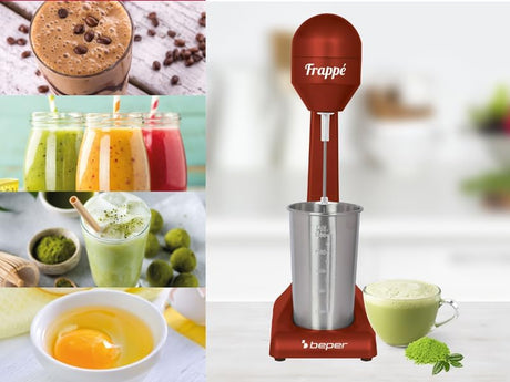 Der Beper BP.690 Mixer mit Smoothies, Ei und Kaffee