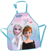 Kinderschürze Frozen – Vorderseite – Frontalansicht der Frozen Mal- oder Bastelschürze, Design und Farben erkennbar.