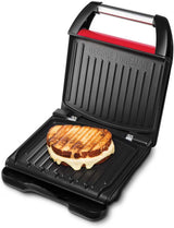 George Foreman Kontaktgrill geöffnet mit Sandwich darauf