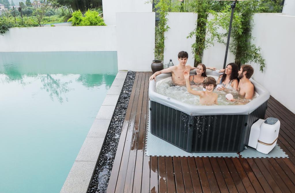 MSpa PureHaven aufblasbarer Whirlpool TUSKANY 193x193x76 cm für 6 Personen selbstreinigend inkl. Filterkatuschen und Abdeckung Leergewicht 24 kg