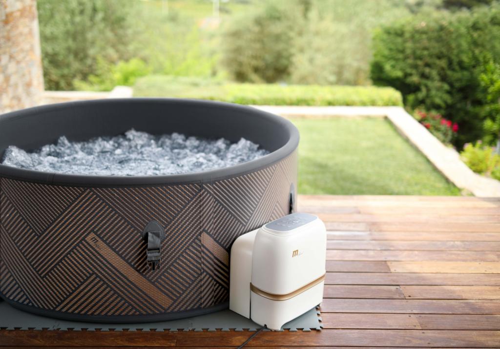 MSpa PureHaven aufblasbarer Whirlpool 173x173x70 cm für 6 Personen selbstreinigend inkl. Filterkatuschen und Abdeckung Leergewicht 38 kg
