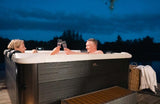 MSpa PureHaven aufblasbarer Whirlpool OSLO 160x160x65cm für 6 Personen 120 Massagedüsen LEDs Heizung App-Steuerung Desinfektion selbreinigend Braun