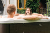 MSpa PureHaven aufblasbarer Whirlpool TRIBECA 160x160x65cm für 6 Personen 120 Massagedüsen Heizung App-Steuerung Controlbox Desinfektion selbreinigend Braun