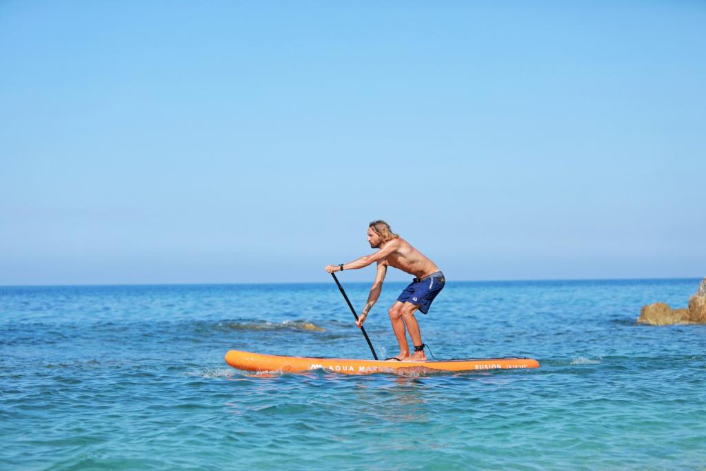 Aqua Marina All-Around SUP Board 330x81cm Reißverschlussrucksack Double Action-Pumpe LIQUID AIR Paddel Einschub-Mittelfinne Sicherheitsleine Orange
