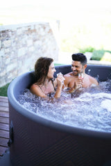 MSpa PureHaven aufblasbarer Whirlpool 173x173x70 cm für 6 Personen selbstreinigend inkl. Filterkatuschen und Abdeckung Leergewicht 38 kg
