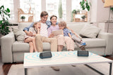 Motorola Sonic Sub 630 TWIN Bluetooth Lautsprecher auf dem Wohnzimmertisch mit Klangverhalten und Familie