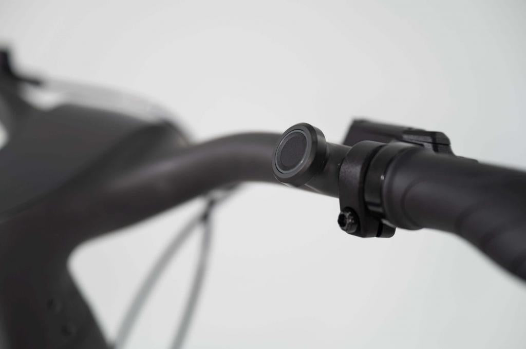 NewUrtopia Smartes Carbon E-Bike Sirius Gr. L 35Nm Blinker Anti Diebstahl Navi App Sprachsteuerung