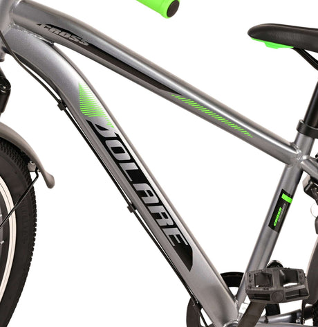 Sicherheit an erster Stelle mit Hand- und Rücktrittbremse